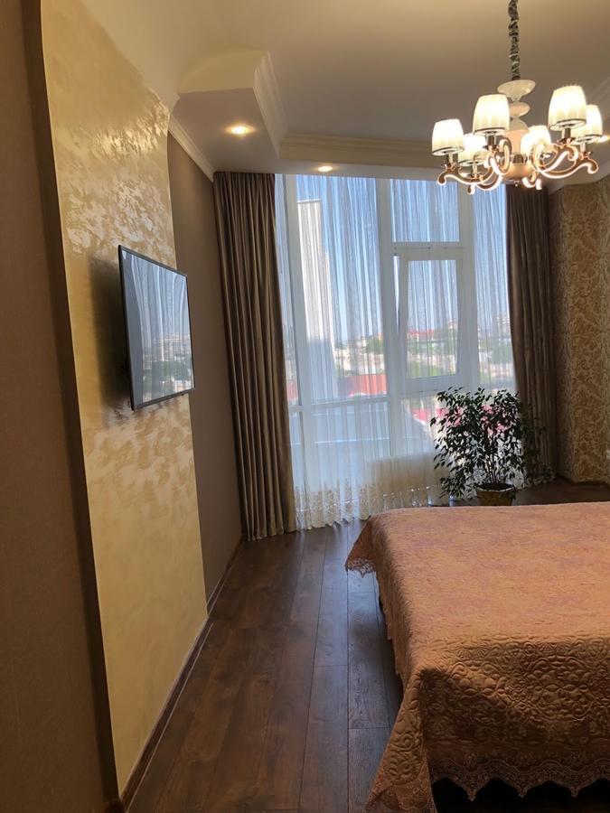 Apartment On Velyka Arnauts'Ka Str Odesa Exterior photo